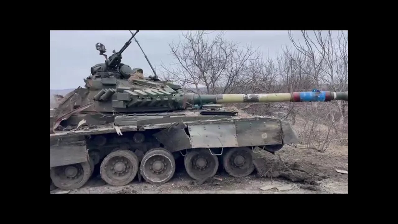 Abandoned Ukraine Tanks