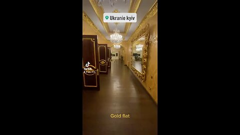 Gold flat
