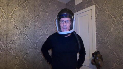 Using a 3M Versaflo Mask for protection against Pigeon Lung.
