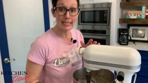 BETTER THAN LITTLE DEBBIE OATMEAL CREAM PIES | Kitchen Bravo