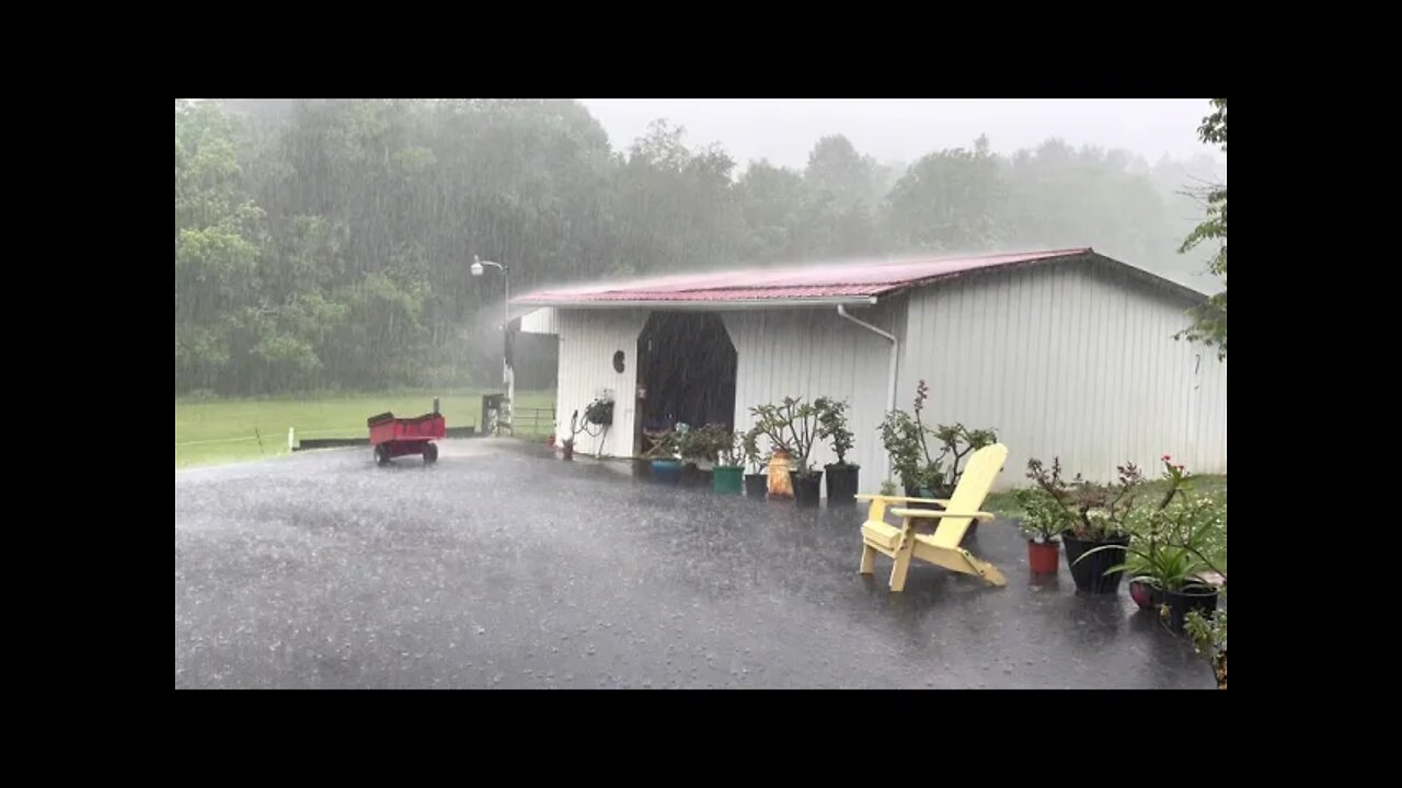 Light Rain Overton County Tennessee 🇺🇸