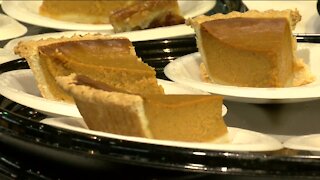 Thousands fed at annual free Thanksgiving meal in Racine