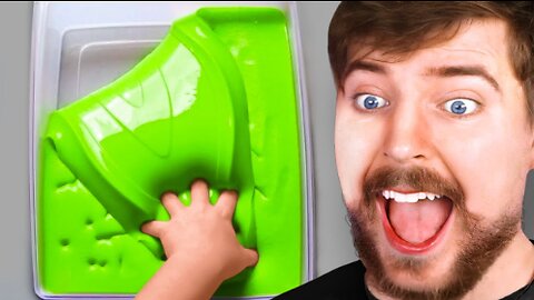 Guy Reacting To The World’s Most Satisfying Videos!