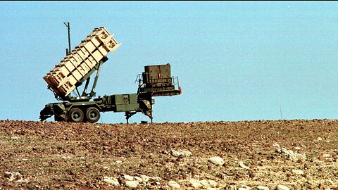 Caída de un misil del sistema de defensa aérea Patriot de la OTAN/Ucrania en el centro de Kiev