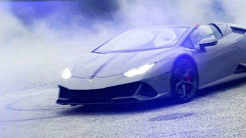 NEW Lamborghini Huracan Evo Doing Doughnuts