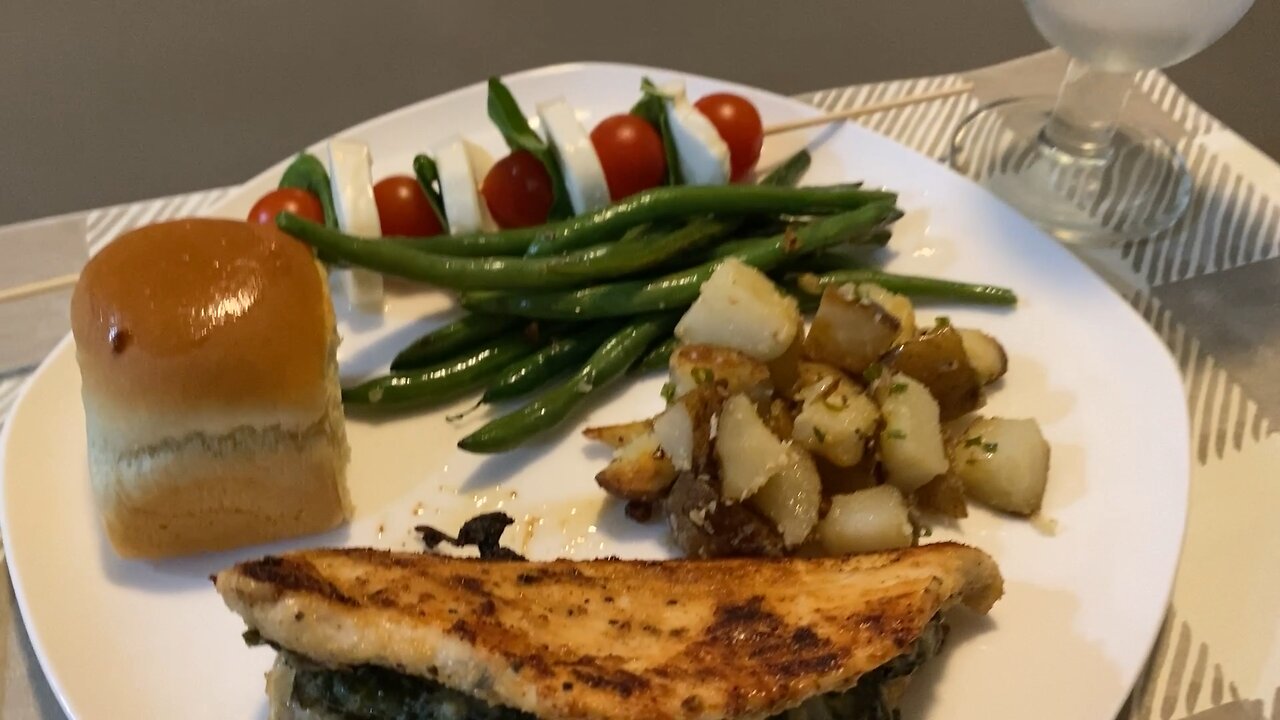 Stuff Chicken Breast with Feta Cheese and Spinach