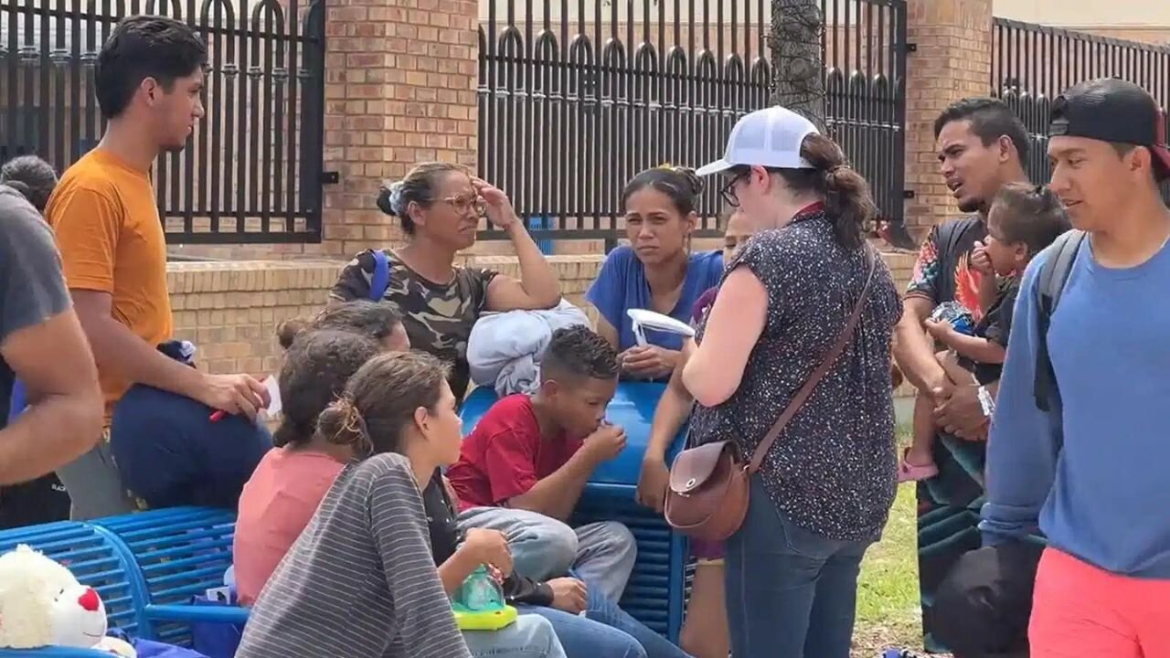 Bone Chilling Videos From Border Show Horror Of What Is Happening - White House Caught In Lie