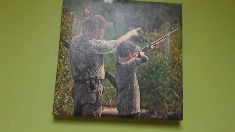 I think I have found the tackiest decorations in a Mens restroom folks!