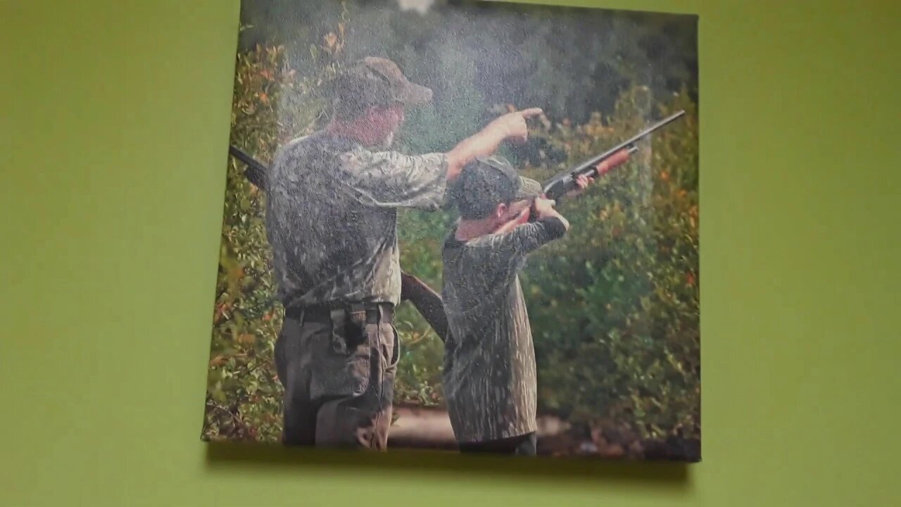 I think I have found the tackiest decorations in a Mens restroom folks!