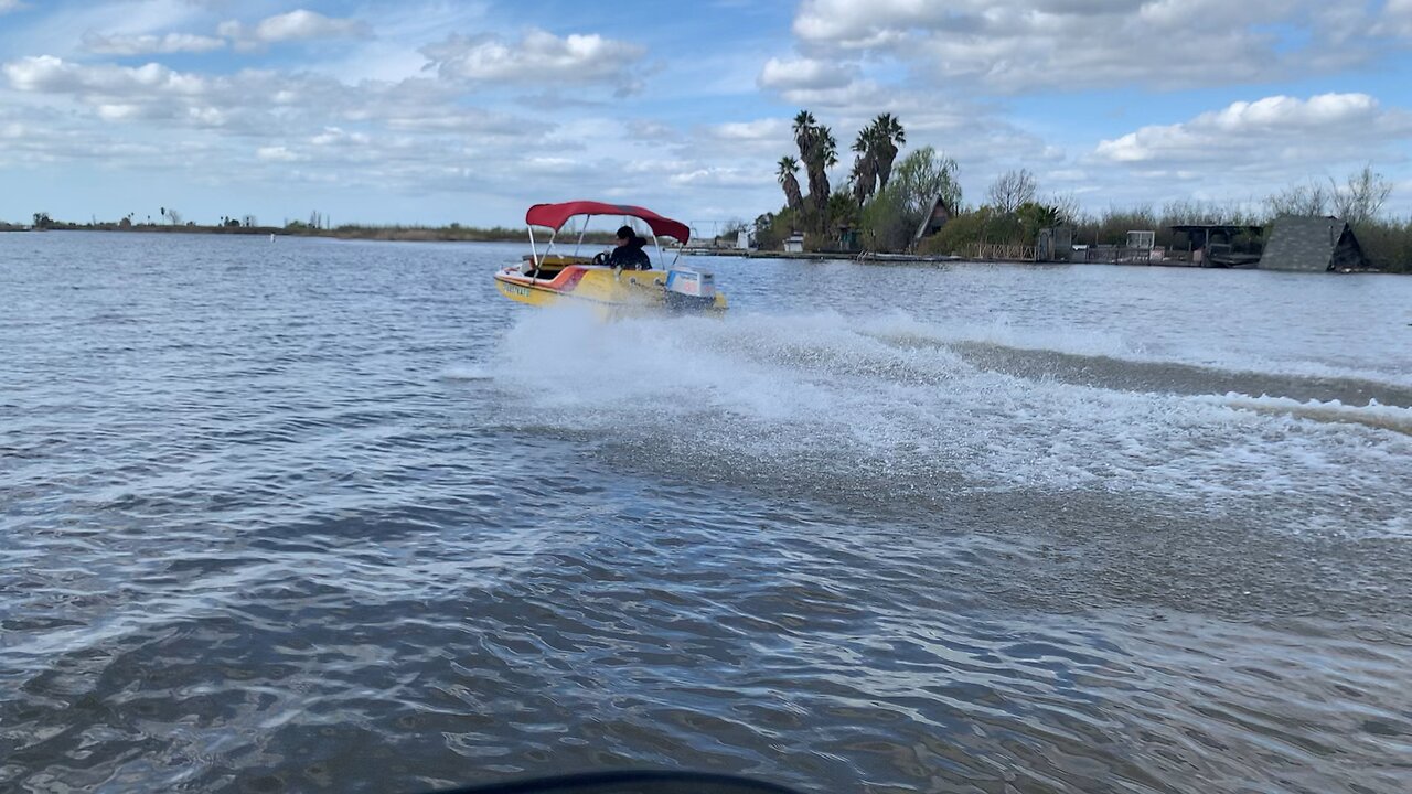 1988 Adventure Boat