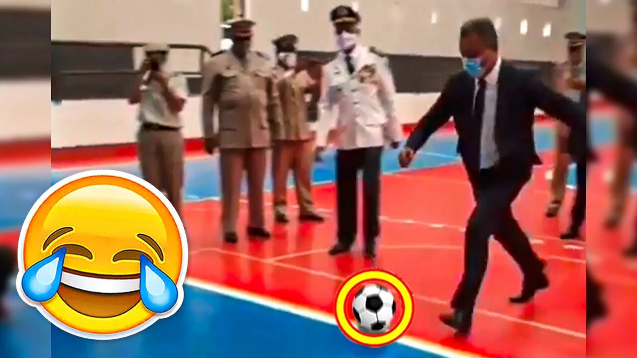 BEST SOCCER FOOTBALL VINES & TIKTOK'S 🤣 FAILS, SKILLS, GOALS