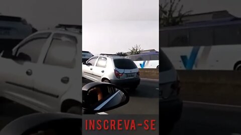 Isso que não pode! #shorts #carros