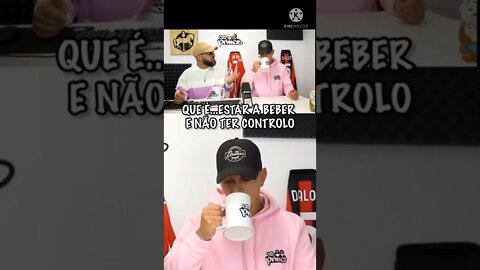Os Primos e o Copo!😂 #osprimos #memes #shorts #portugal #rir #comédia #vinho #melhoresmomentos #rir