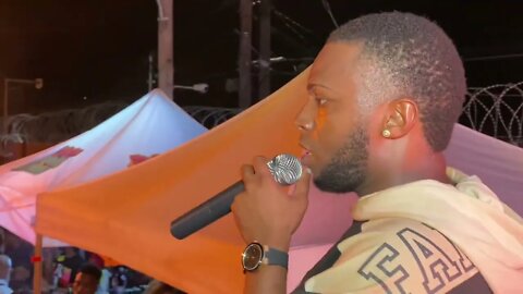 Javvy Live Performance