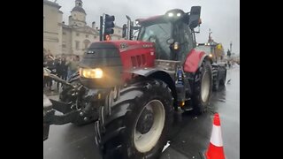 No Farmers, No FOOD: UK Farmers Descend On London To Protest Labour's Insane Farm Inheritance Tax