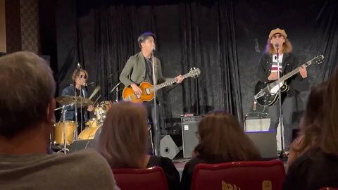 REO Brothers In Las Vegas Video 1