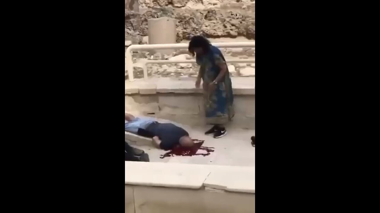 Egyptian police officer opens fire on Israeli tourists