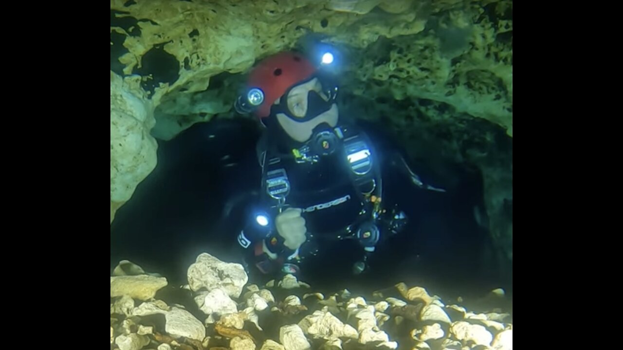 PDL Cave Diving in the morning