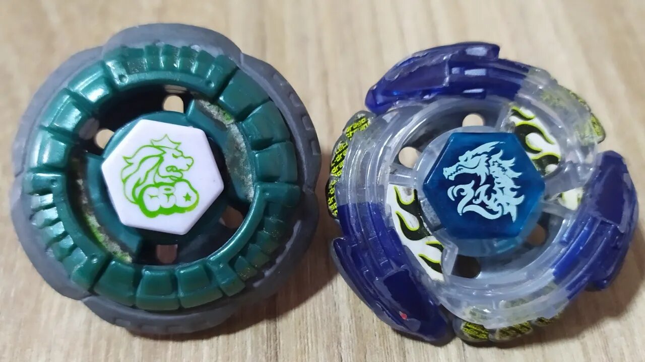 ROCK LEONE 145WB vs LIGHTNING L-DRAGO 100HF - Batalha Metal Fight Beyblade