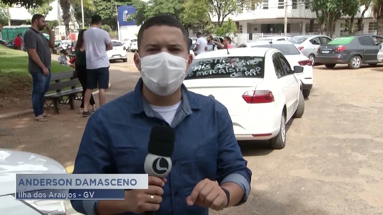 Motoristas de aplicativo fazem carreata pacífica em favor de colega agredido no dia dois deste mês