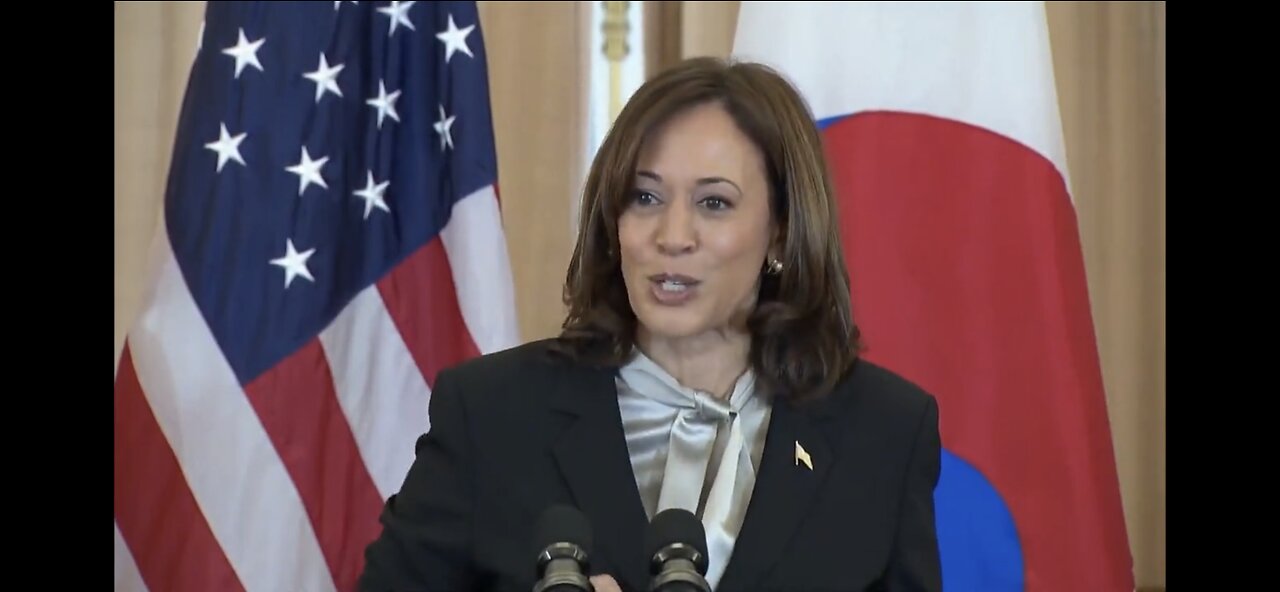 FAR FETCHED KAMALA HARRIS “ SQUID JUXTAPOSITION FAUX PAS “