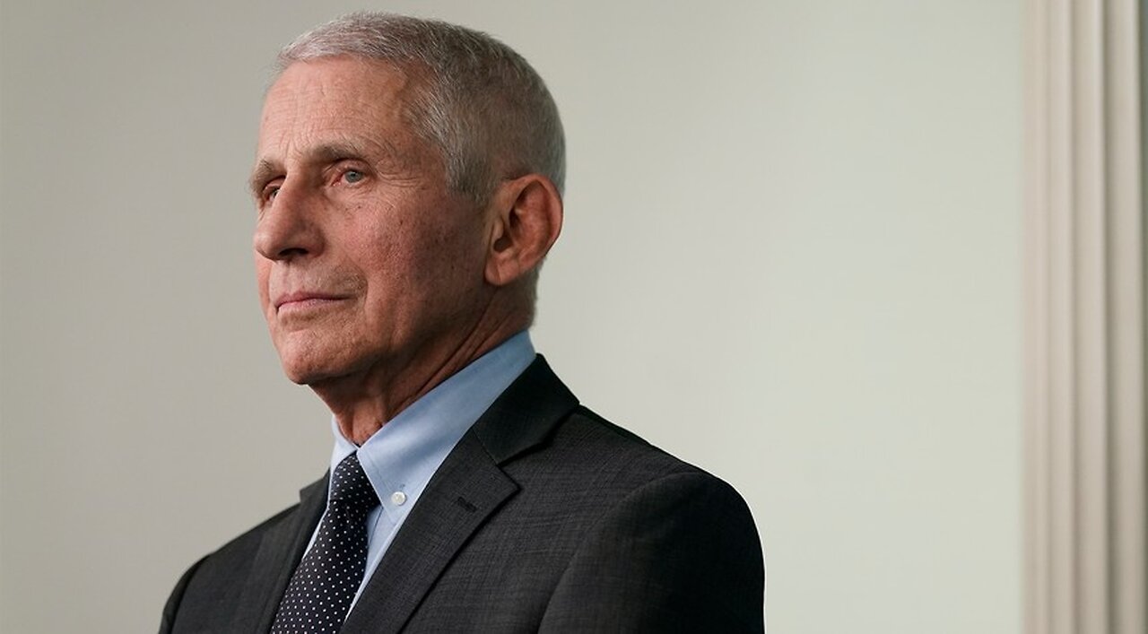 Elon Points a Finger at 'Creepy' Detail About Fauci in NYT Farewell Article