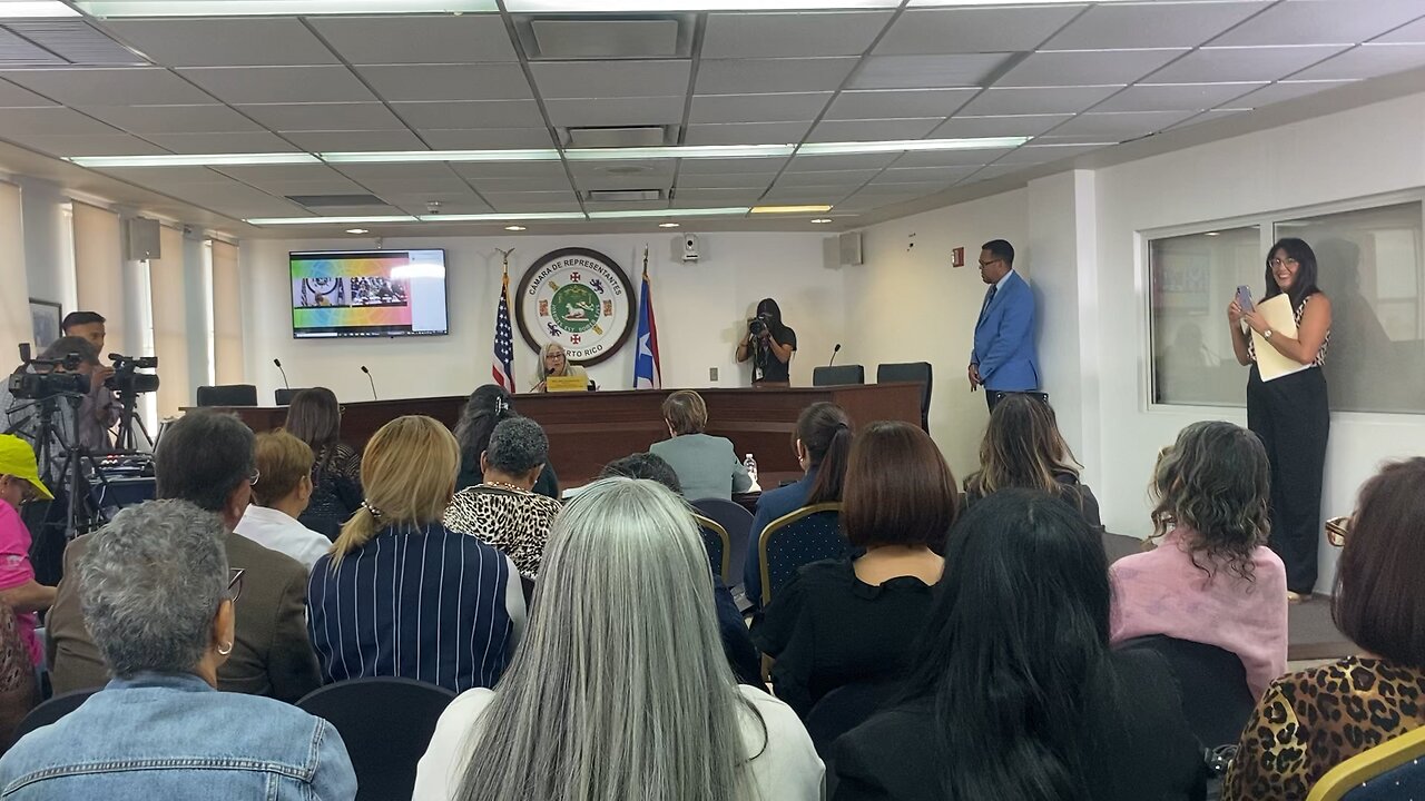 LA DRA SYLVIA NUÑEZ PONE EN SU LUGAR A LA DIRECTORA DE CIENCIAS FORENSES DE PR.. MARIA CONTE AL PRESENTAR LA REALIDAD DE LOS DAÑOS PROVOCADOS POR LA VACUNA EN PR