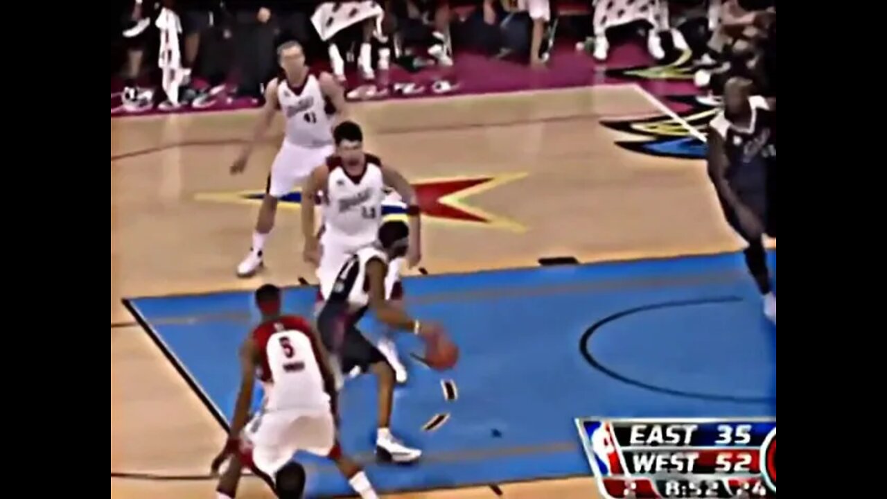 Shaq Double Dunk! Have you seen this?