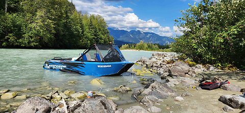 Emperor Racing's 14 SCORPION demo boat sporting its new wrap