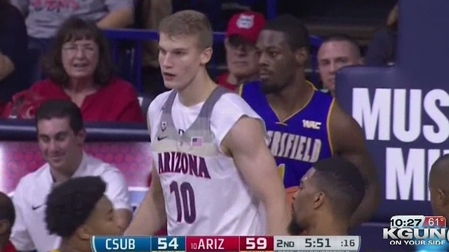 Freshman Markkanen leads Arizona to a home opener win