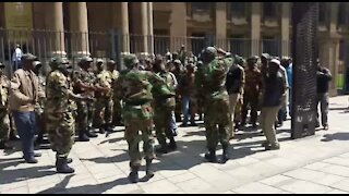 Phosa withdraws urgent court application, opts for talks with ANC (vq5)