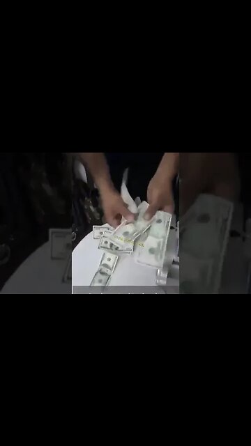 Video out of Syria shows that Ukraine is paying Syrian mercenaries in fake/counterfeit bills.