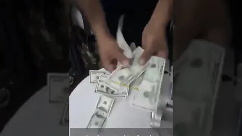 Video out of Syria shows that Ukraine is paying Syrian mercenaries in fake/counterfeit bills.