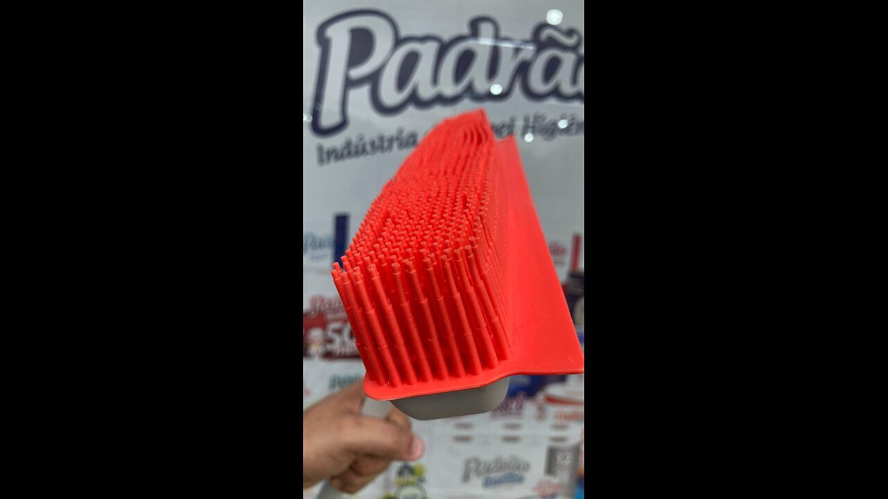 Vassoura Emborrachada #vassoura #limpeza #uruguaiana #brasil WhatsApp:55991994664