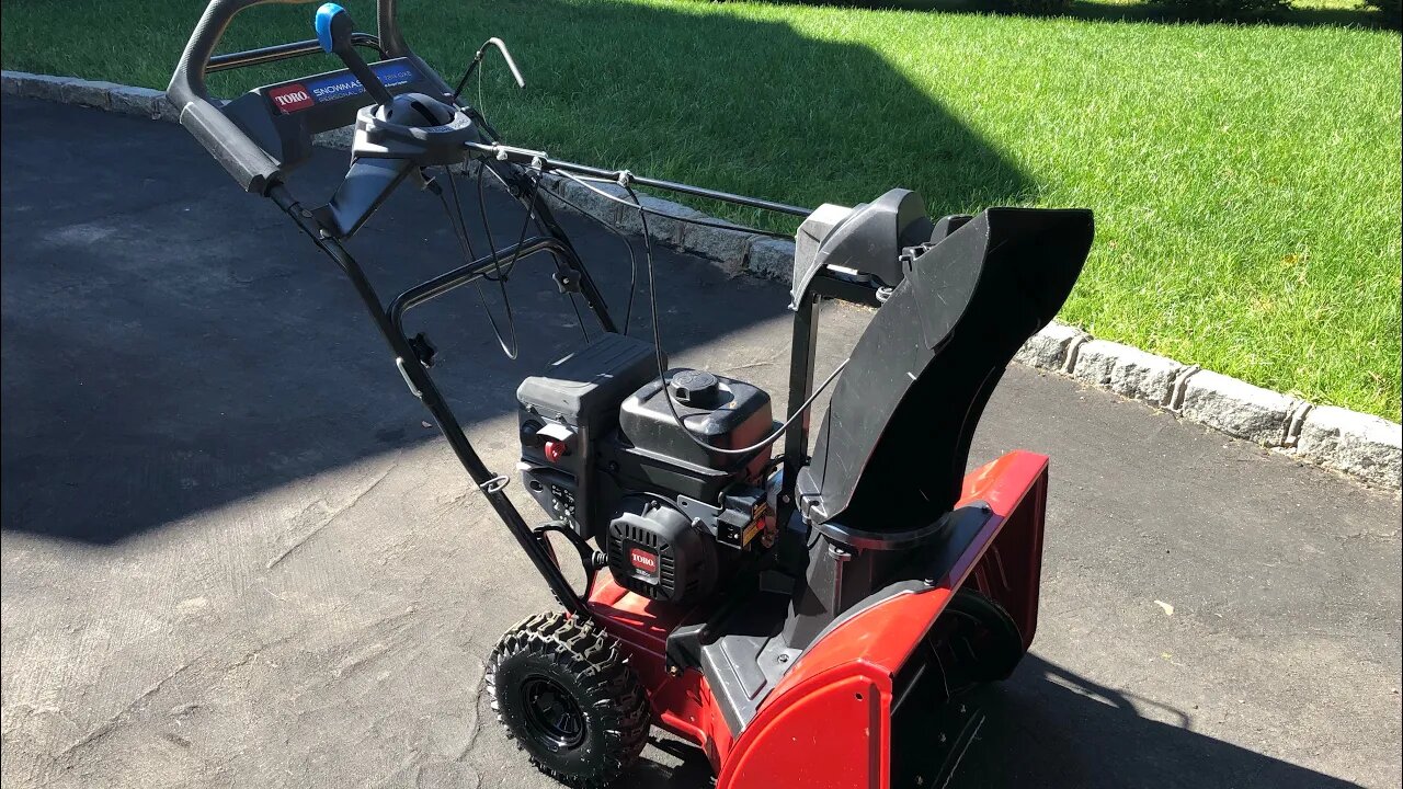 $50 Toro Snow Master 724 QXE Fix and Flip HOW TO PLUS COMPARE TO Toro Snow Commander 724