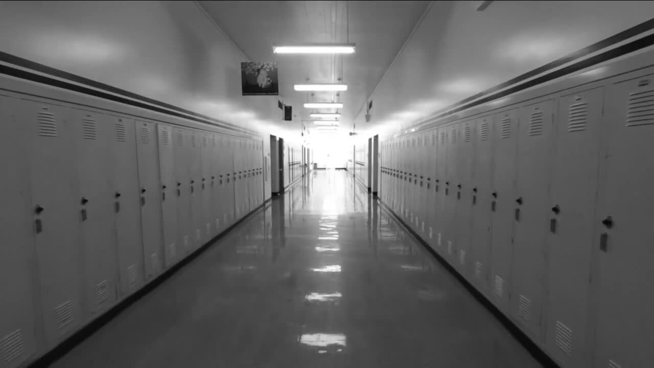Parents, teachers reflect on CDC's decision to shorten COVID-19 isolation guidance for schools
