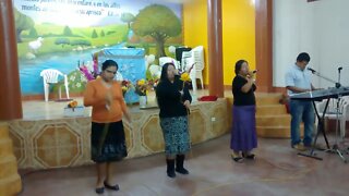 Ensayo del Ministerio de Alabanzas Cristo el Salvador Chimbote Perú