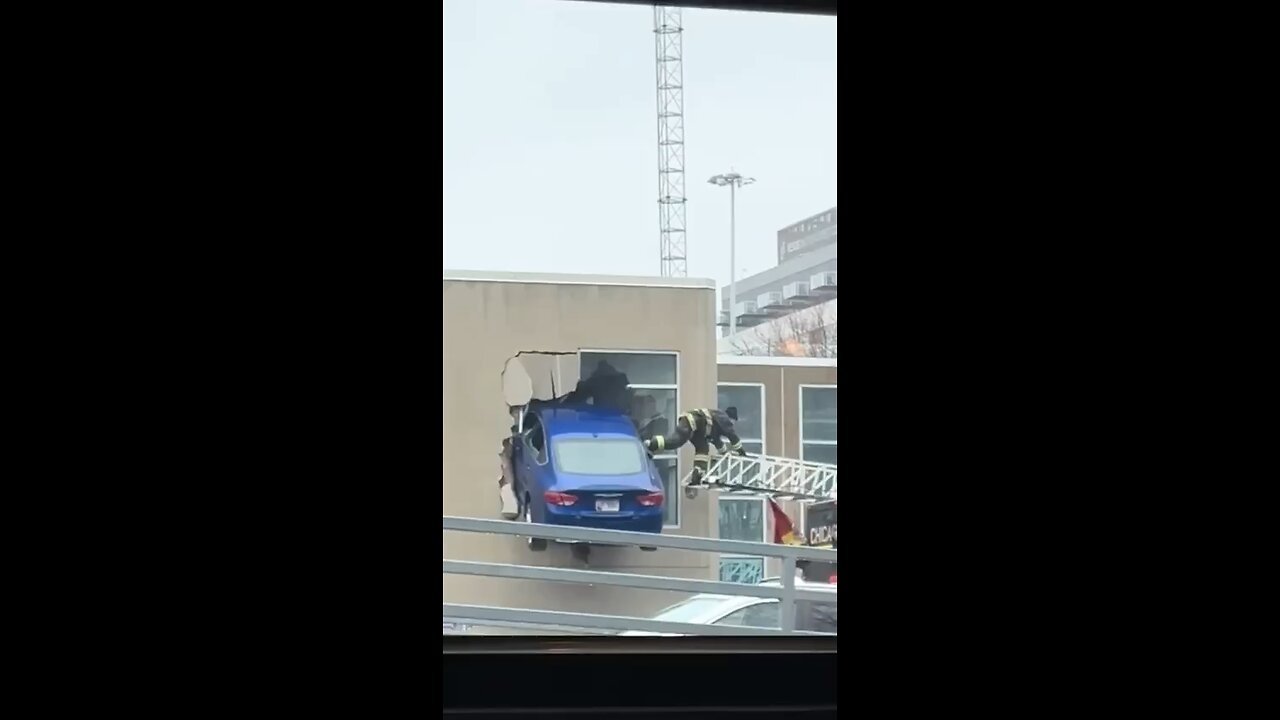 Crazy drivers in Chicago part 2