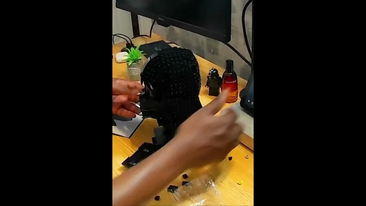 Lego Darth Vader bust build. 4.5 hours. #lego #legostarwars #darthvader #legodarthvader #shorts