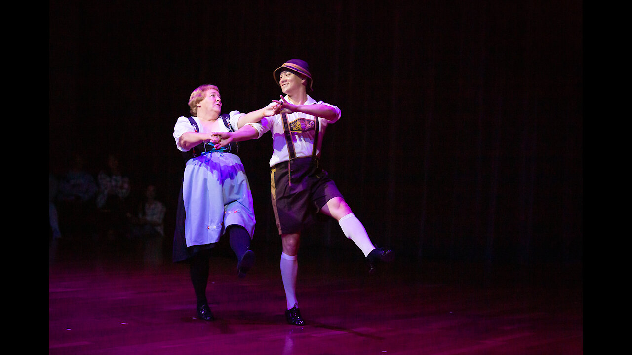 FADS Portland Showcase- Kacey Bicking & Laura Hanacek