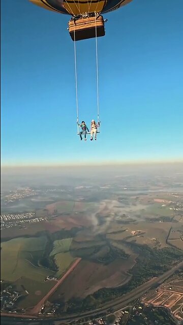 AIRBALLOON-SWINGING