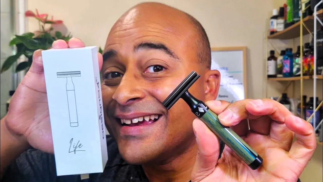 ASMR SHAVE Life Razor prototype by Design94 first try.