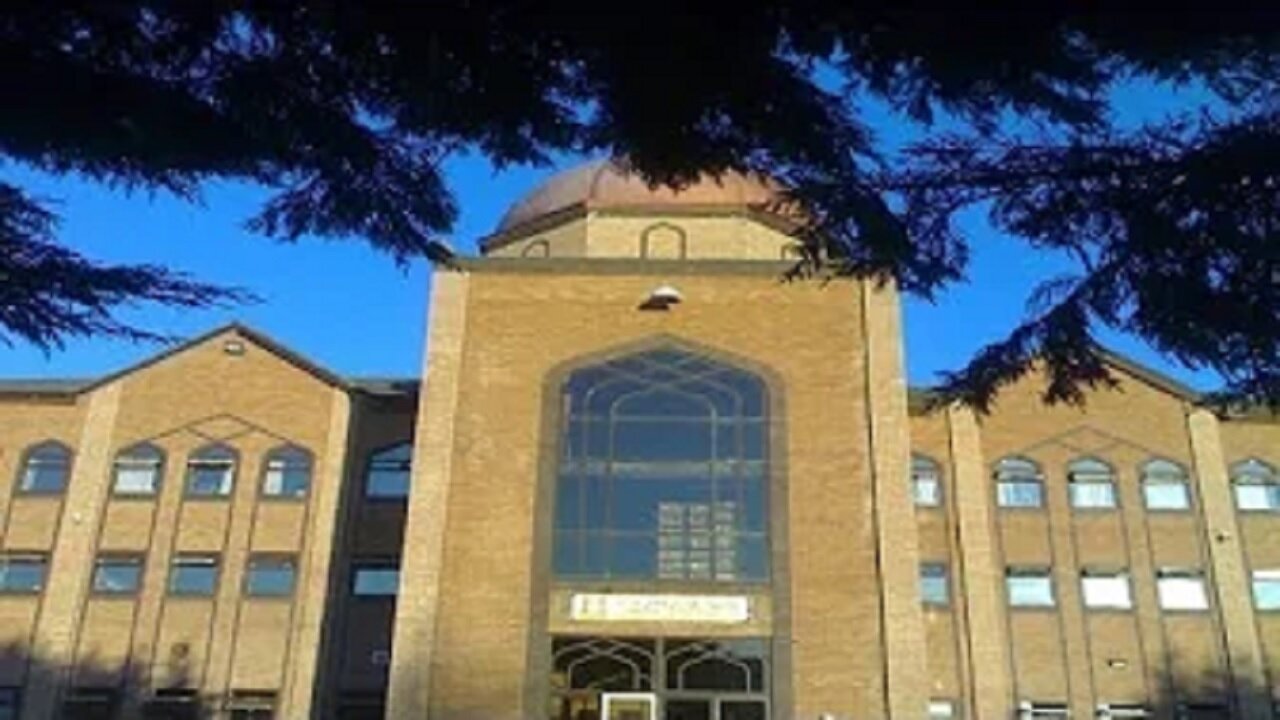 Hafidh Muhammad Vaez | Surah Baqarah [verses 254-257]