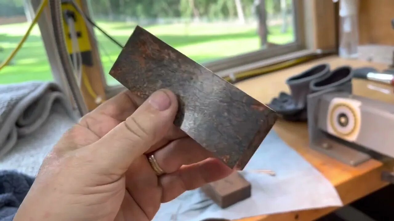 Nice wood and sketchy electrocologist