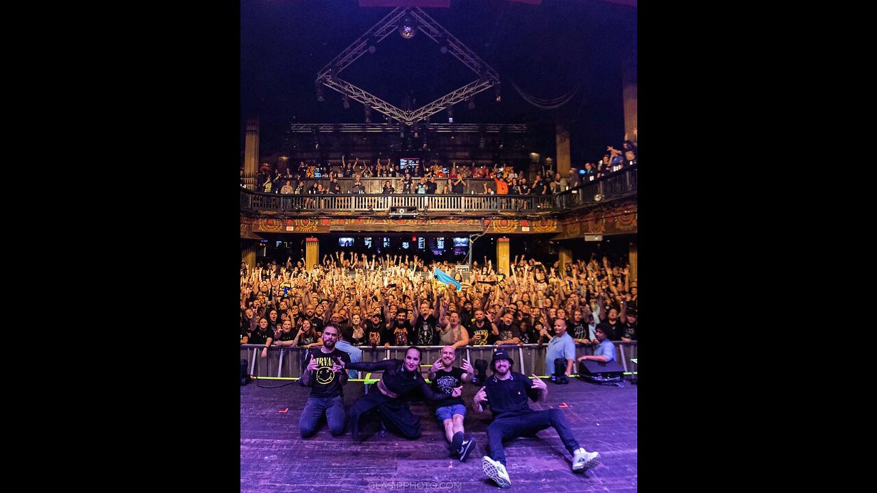 Music: Jinjer Sleep of the Righteous with Gosney crowd surfing at 3:12