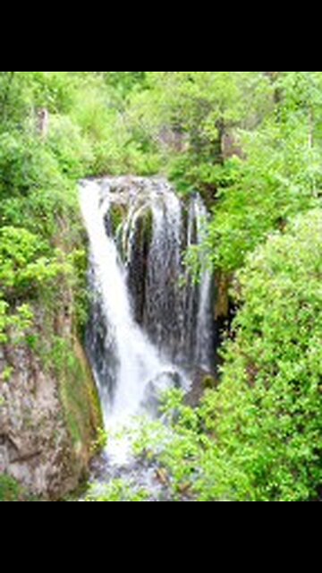 Waterfalls at Spearfish Canyon