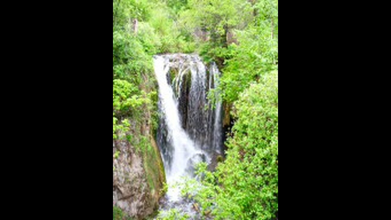 Waterfalls at Spearfish Canyon