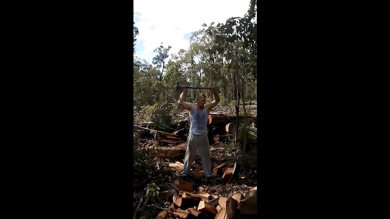 Working hard for the living 🤜🏻😉🤛🏻