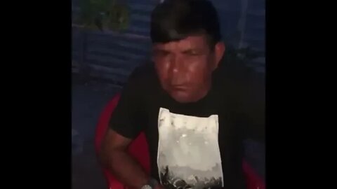 Bêbado bebe muita Coca Cola e arrota sem parar ( MEMES ) !!! ( Arroto )