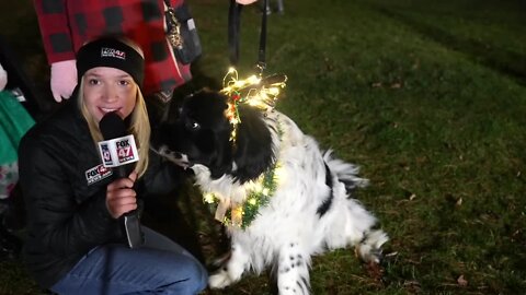 Locals light-up with smiles at 21st annual Mason Holiday Lighted Parade